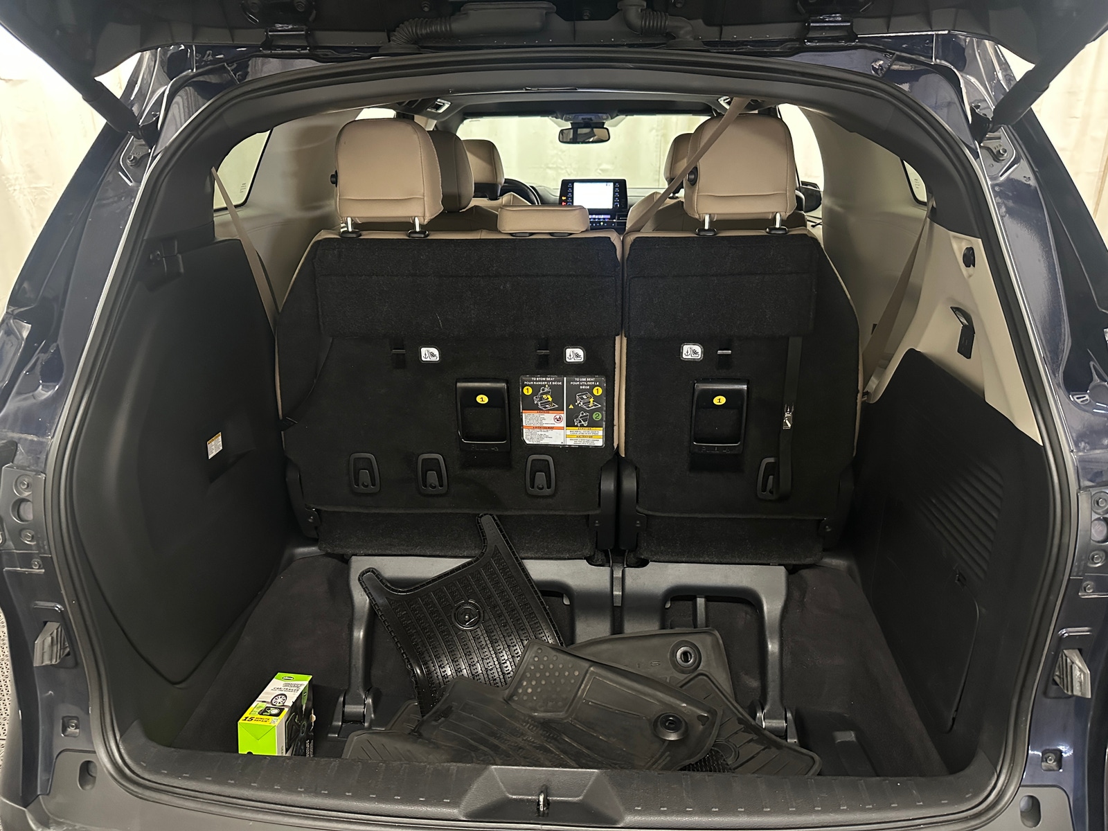 Thumbnail: 2024 Toyota Sienna - 6