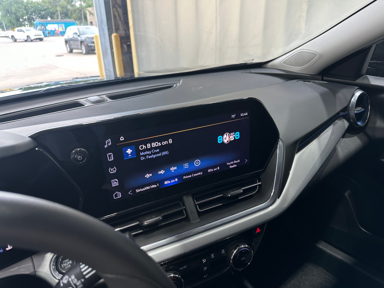 Thumbnail: 2025 Chevrolet Trax - 4