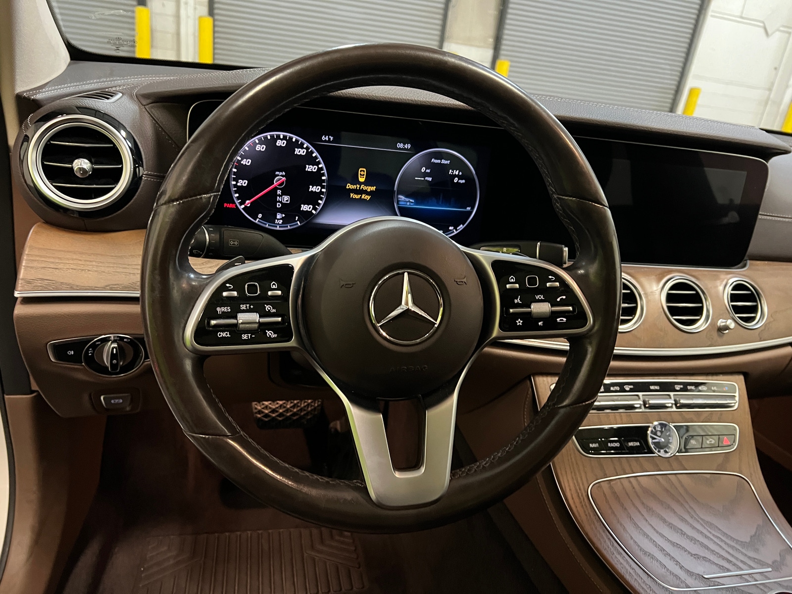 Thumbnail: 2019 Mercedes-Benz E-Class - 4