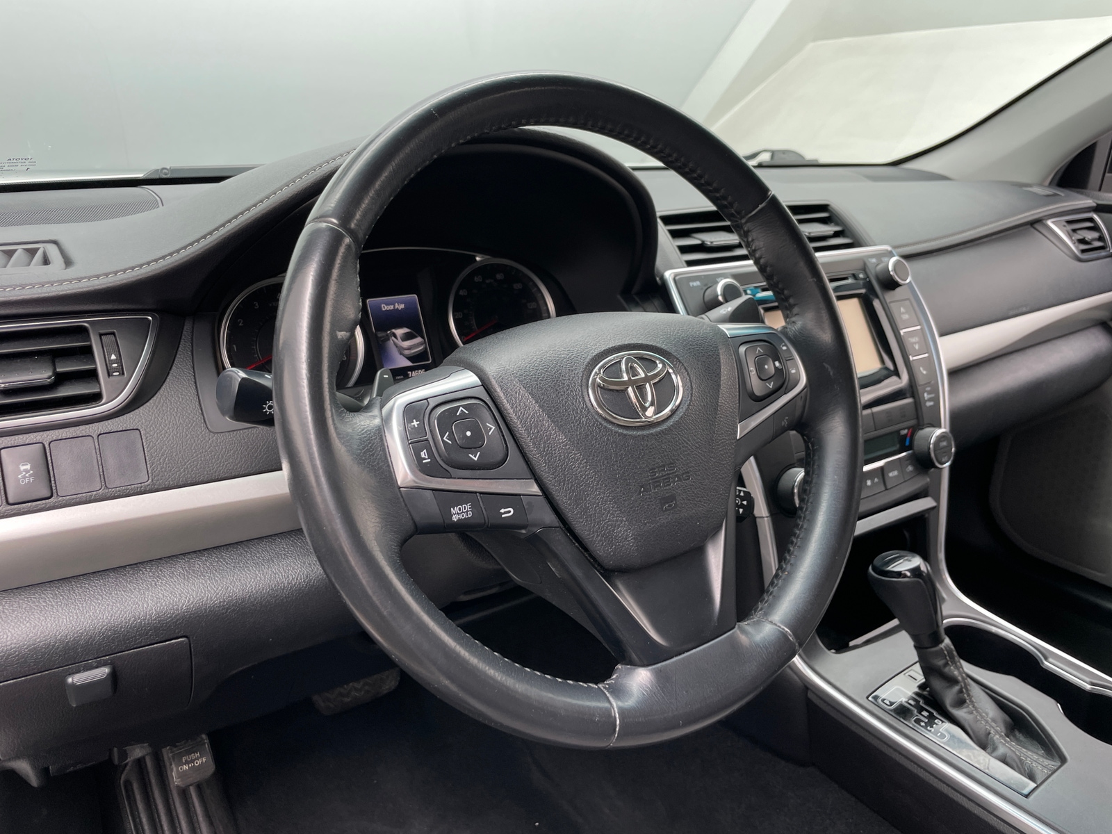 Thumbnail: 2015 Toyota Camry - 5