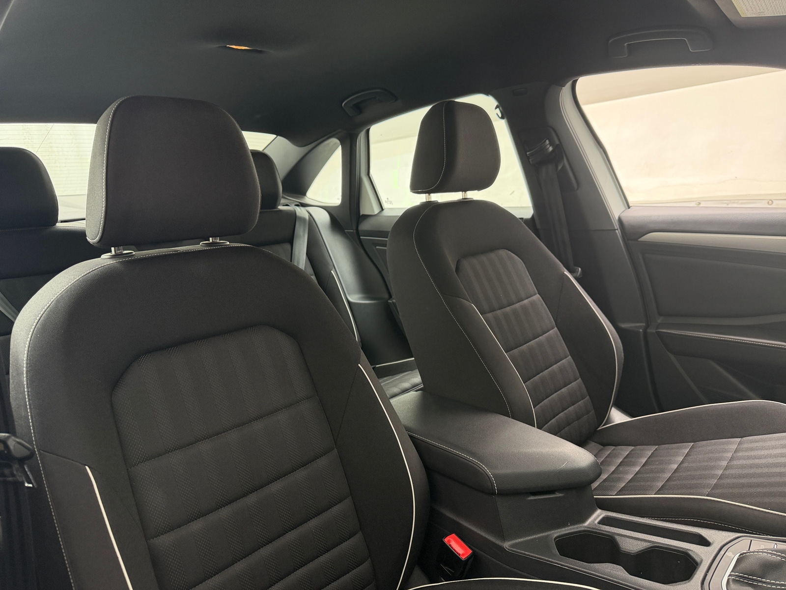 Thumbnail: 2024 Volkswagen Jetta - 2