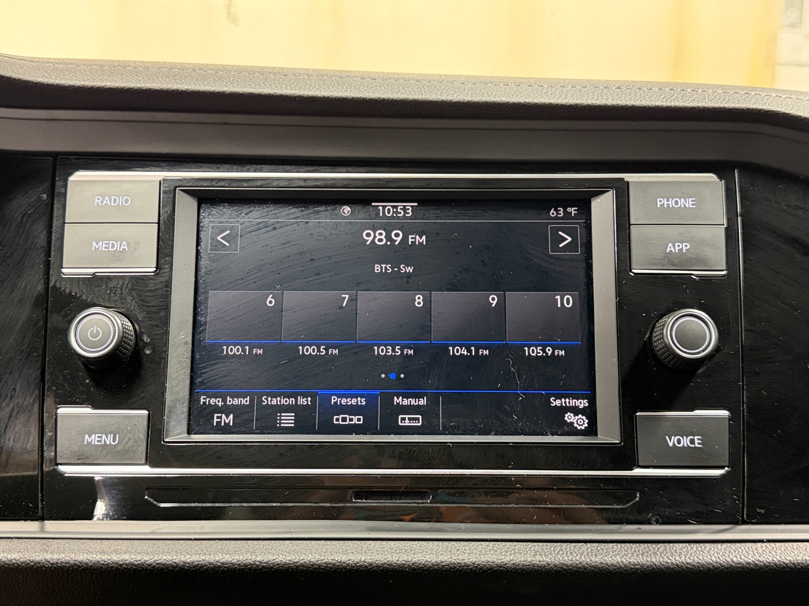 Thumbnail: 2024 Volkswagen Jetta - 4