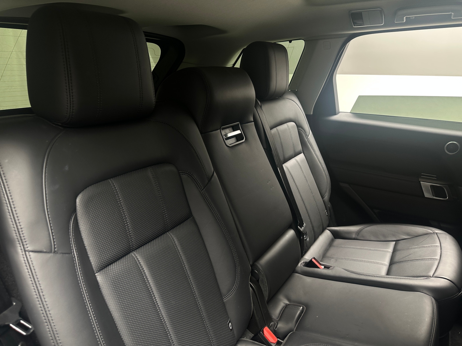 Thumbnail: 2020 Land Rover Range Rover Sport - 5