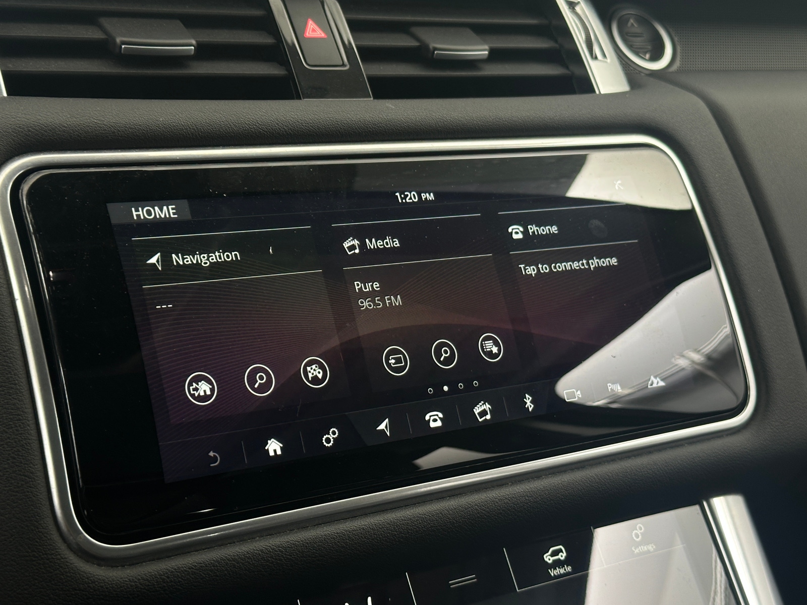 Thumbnail: 2020 Land Rover Range Rover Sport - 3