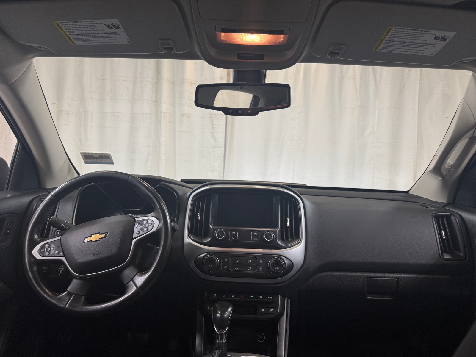 Thumbnail: 2022 Chevrolet Colorado - 2