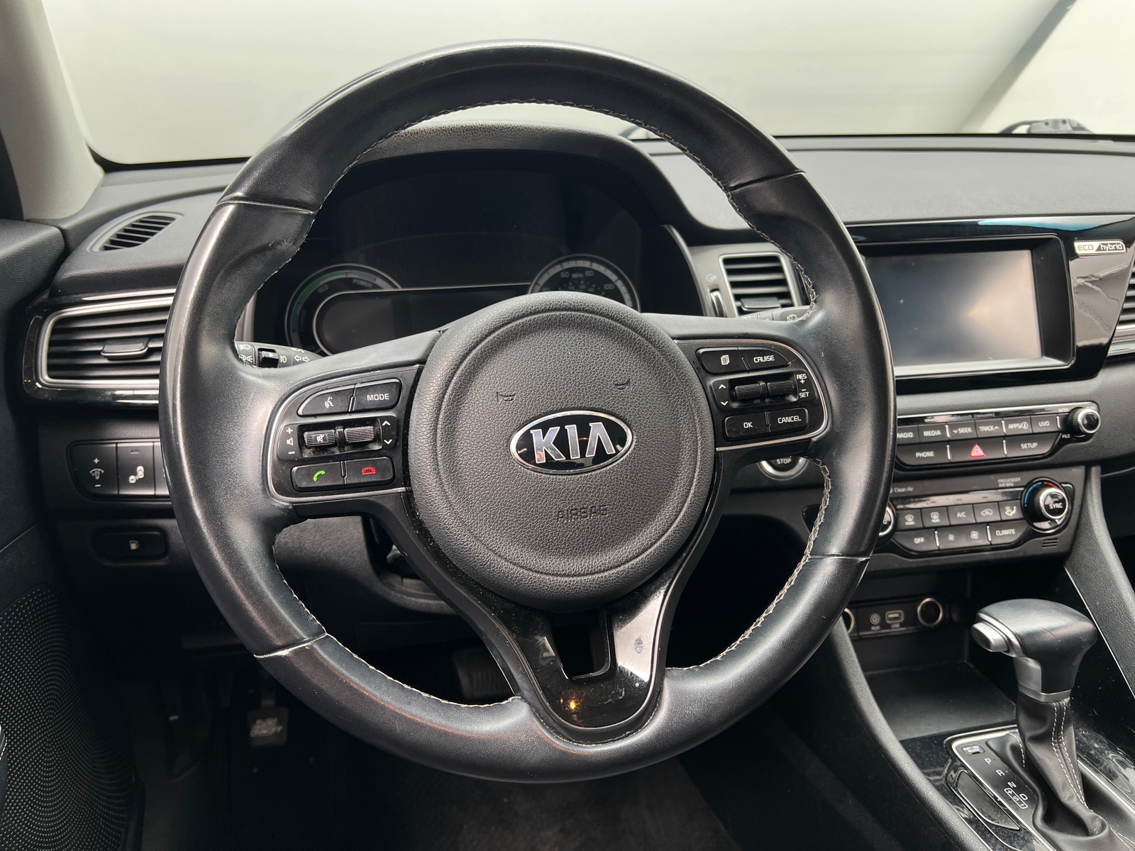 Thumbnail: 2018 Kia Niro - 5