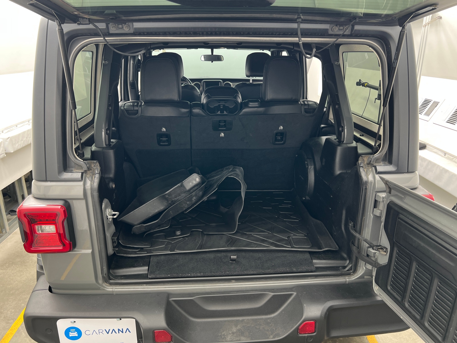 Thumbnail: 2020 Jeep Wrangler - 6