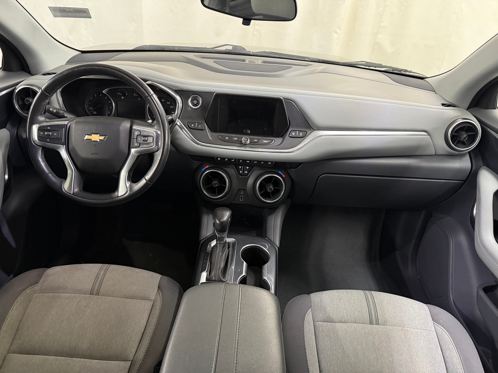 Thumbnail: 2020 Chevrolet Blazer - 3