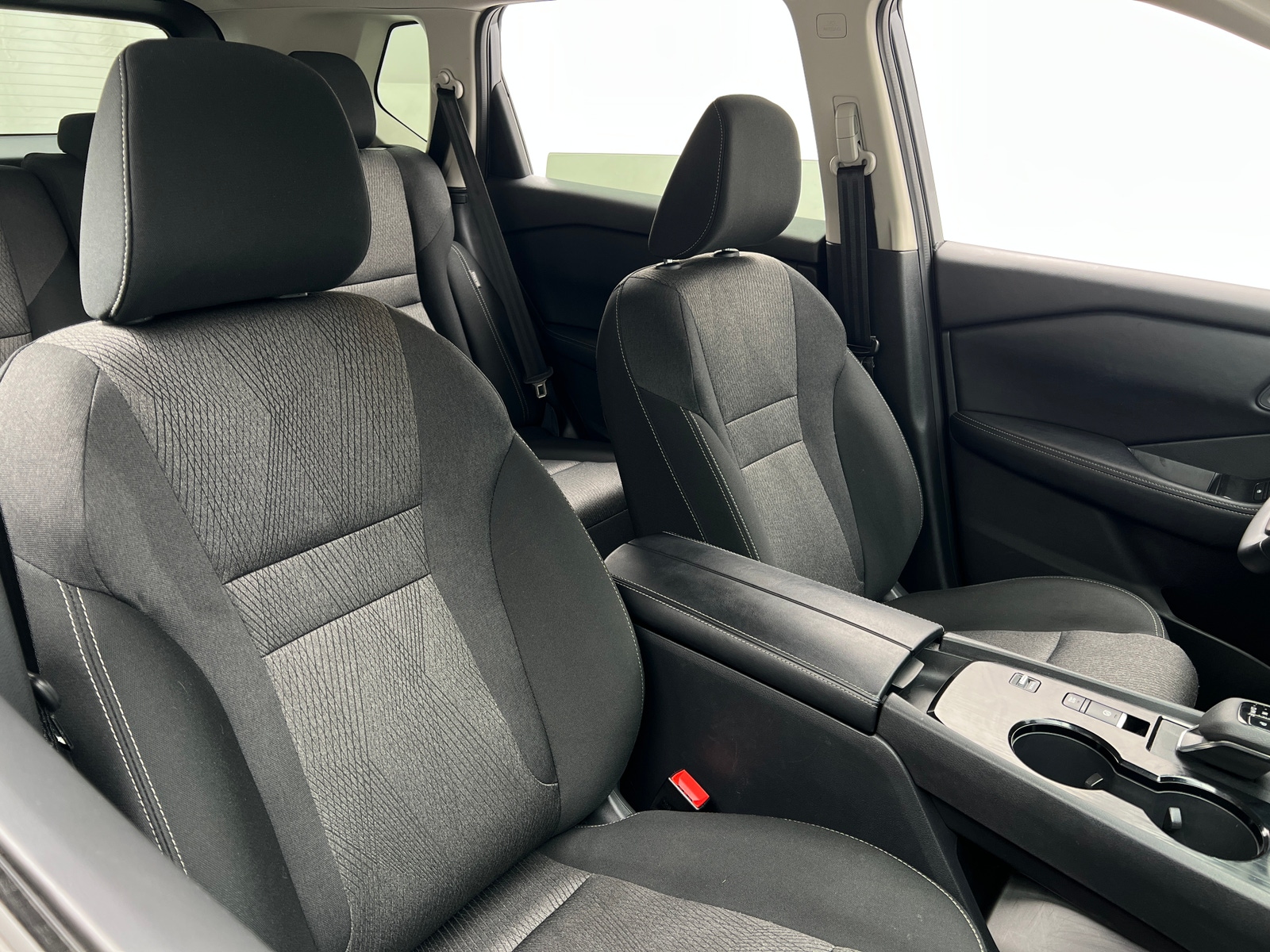 Thumbnail: 2025 Nissan Rogue - 2