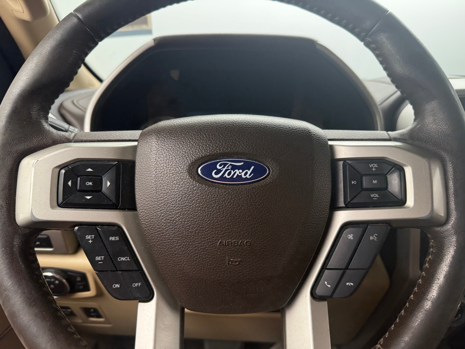 Thumbnail: 2018 Ford Econoline - 4