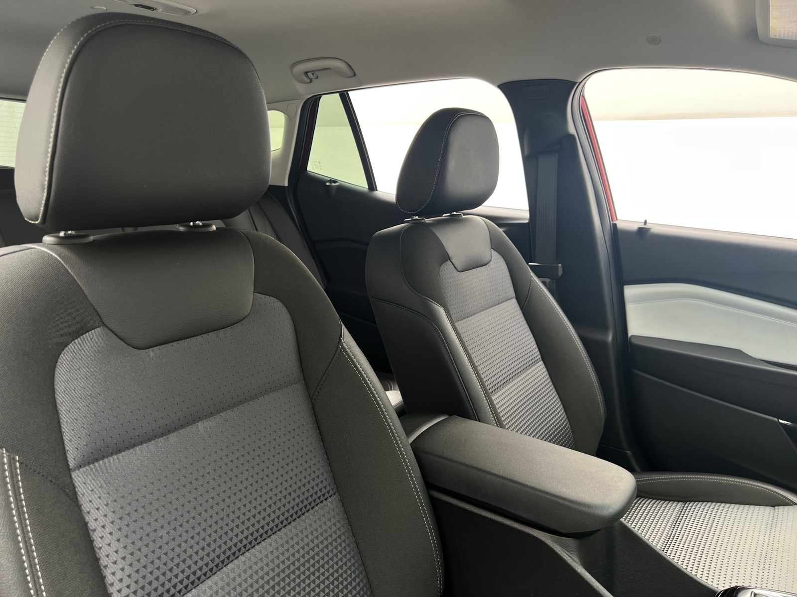 Thumbnail: 2025 Chevrolet Trax - 2