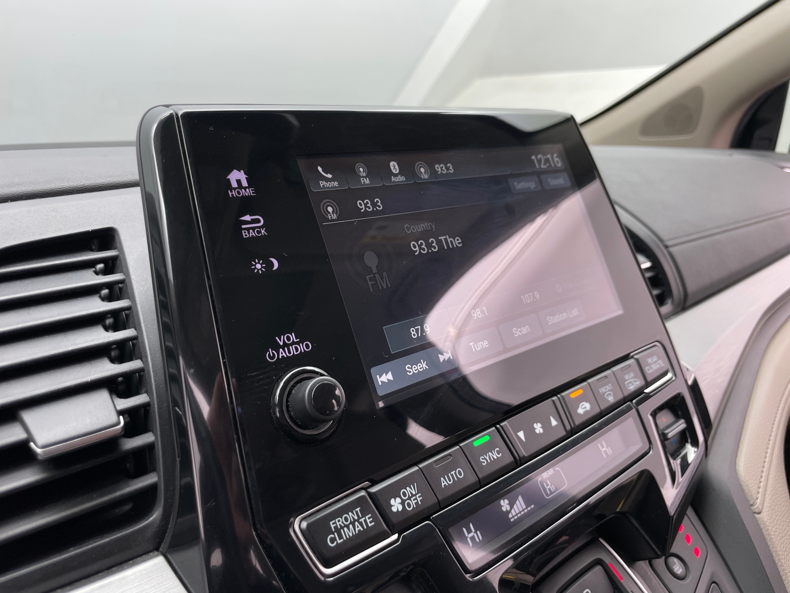 Thumbnail: 2019 Honda Odyssey - 3