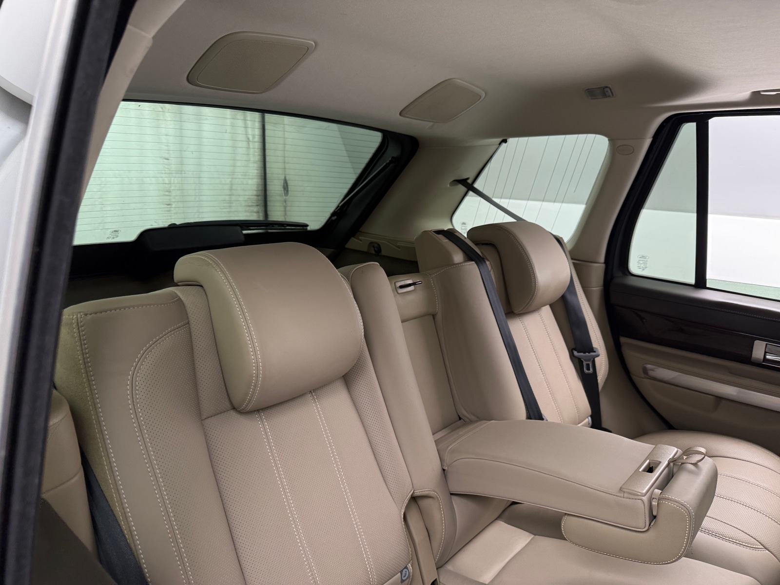 Thumbnail: 2011 Land Rover Range Rover Sport - 5