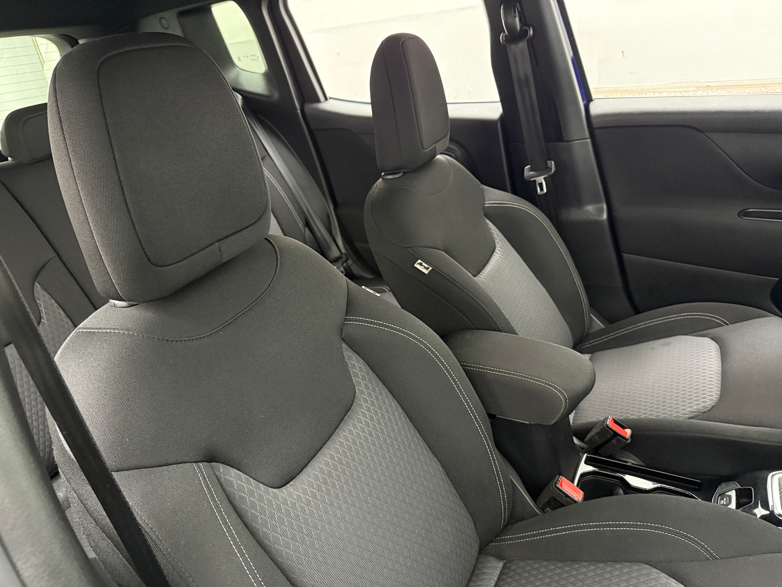 Thumbnail: 2021 Jeep Renegade - 2