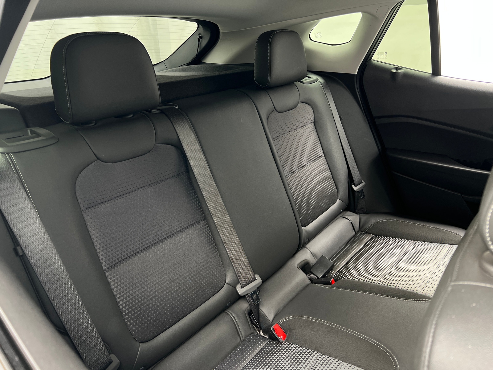 Thumbnail: 2025 Chevrolet Trax - 6