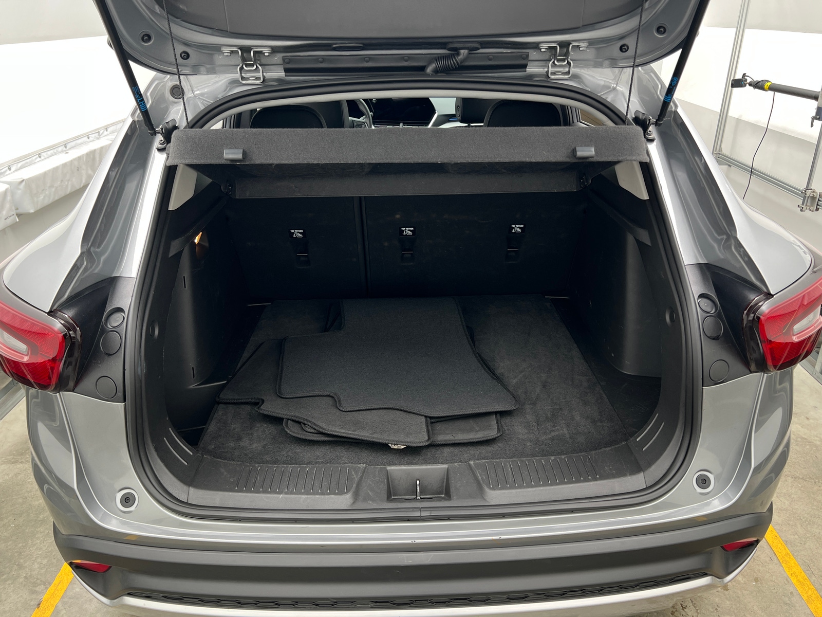 Thumbnail: 2025 Chevrolet Trax - 7