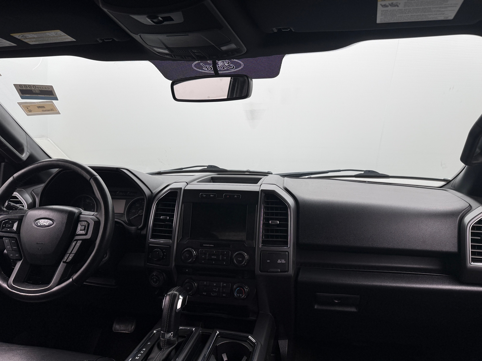 Thumbnail: 2018 Ford Econoline - 3