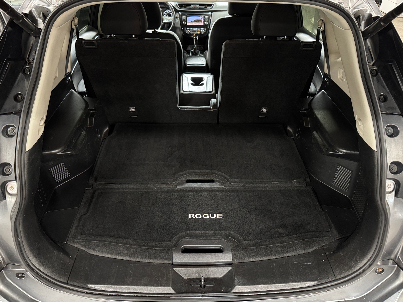 Thumbnail: 2018 Nissan Rogue - 7