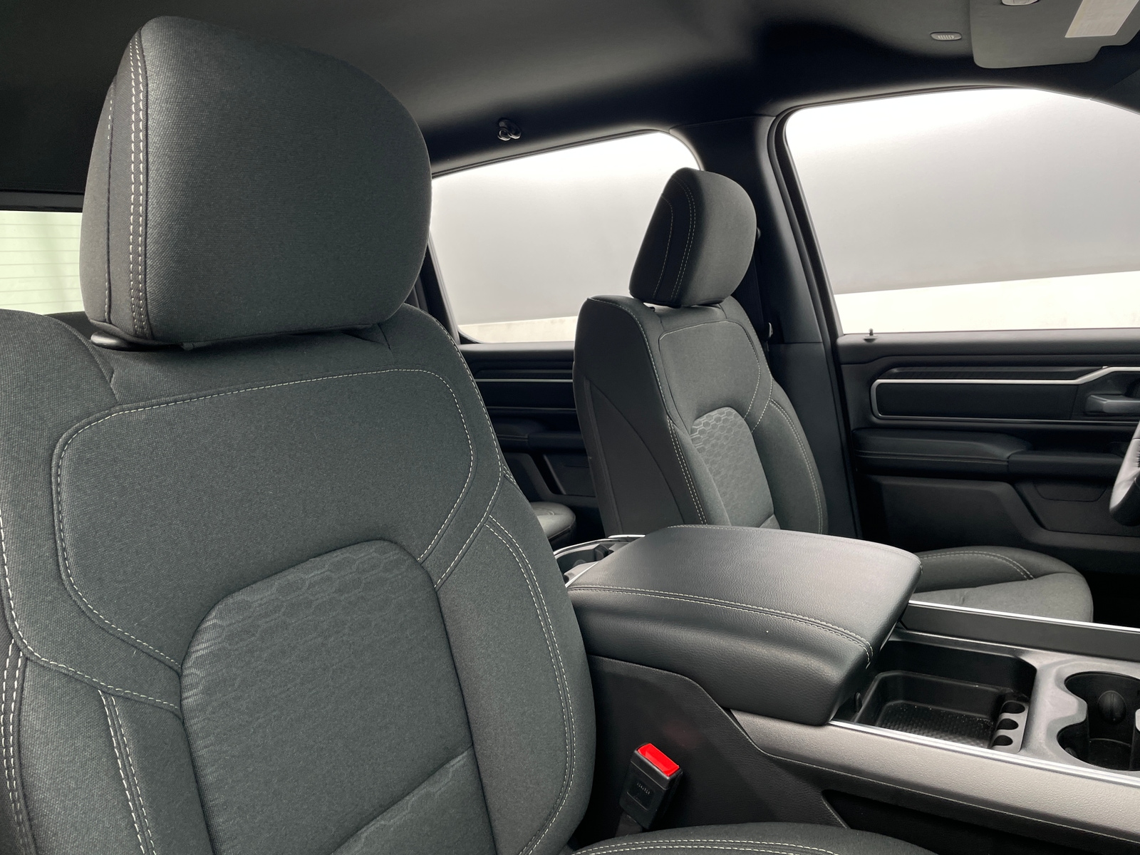 Thumbnail: 2025 RAM 1500 - 2