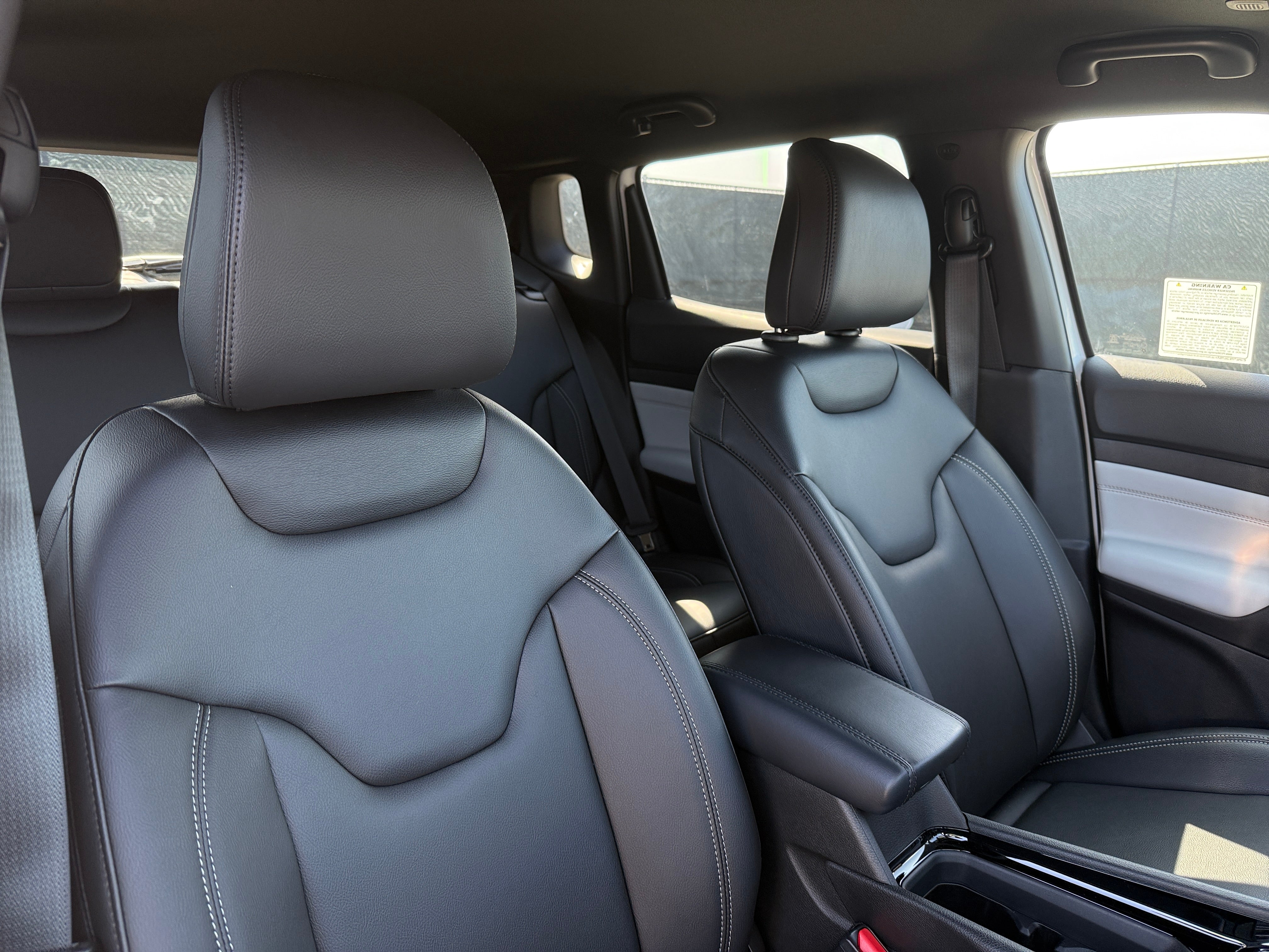 2026 Jeep Compass Limited 4X4's photo