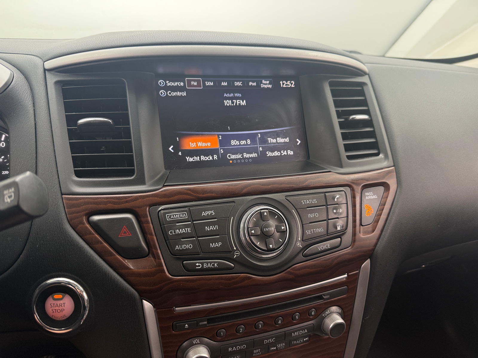 Thumbnail: 2019 Nissan Pathfinder - 3