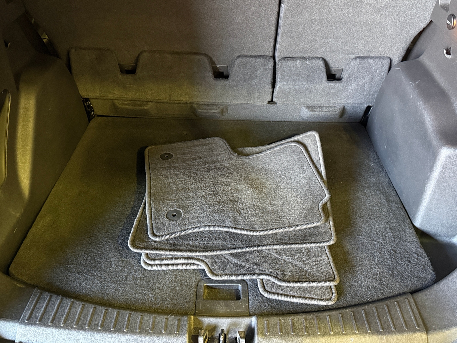 Thumbnail: 2018 Ford Escape - 7