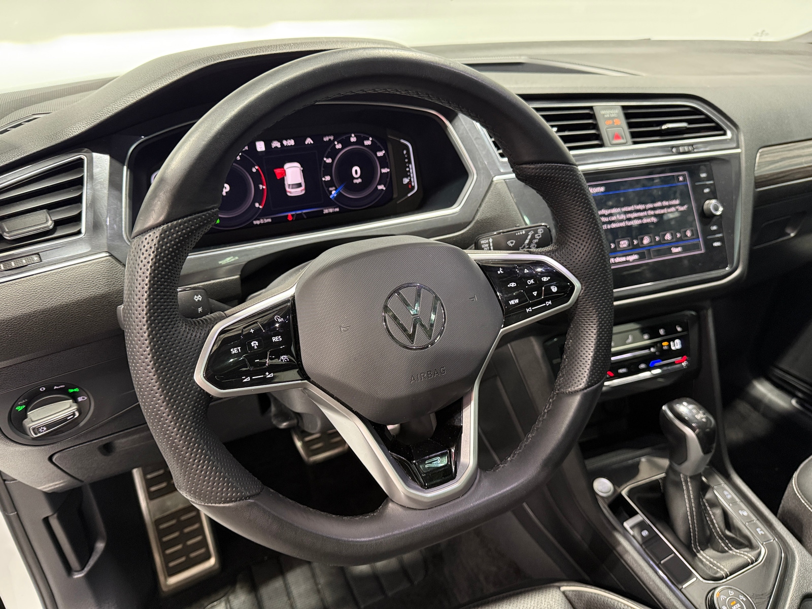 Thumbnail: 2024 Volkswagen Tiguan - 5