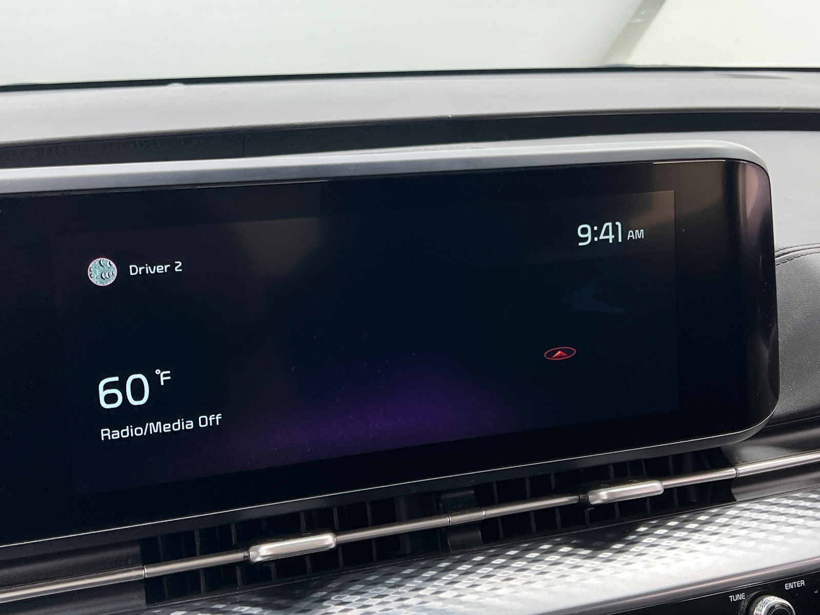 Thumbnail: 2022 Kia Carnival - 3