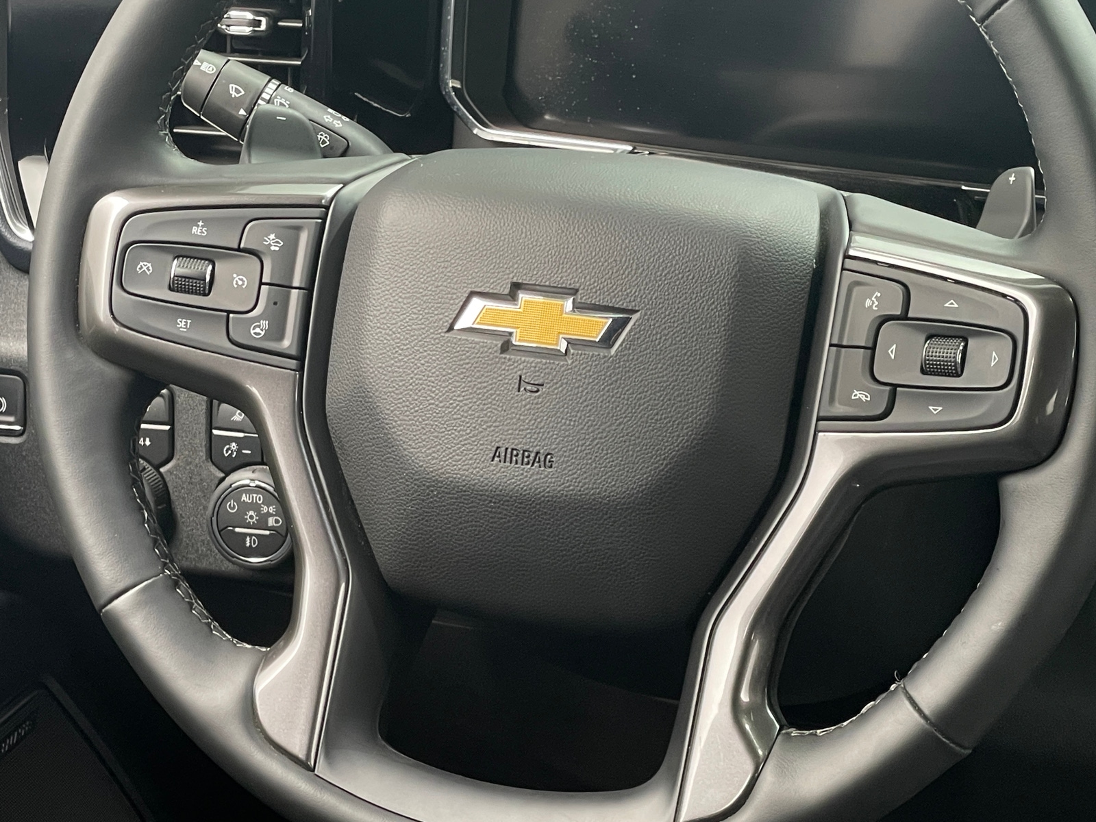 Thumbnail: 2026 Chevrolet Silverado 1500 - 5