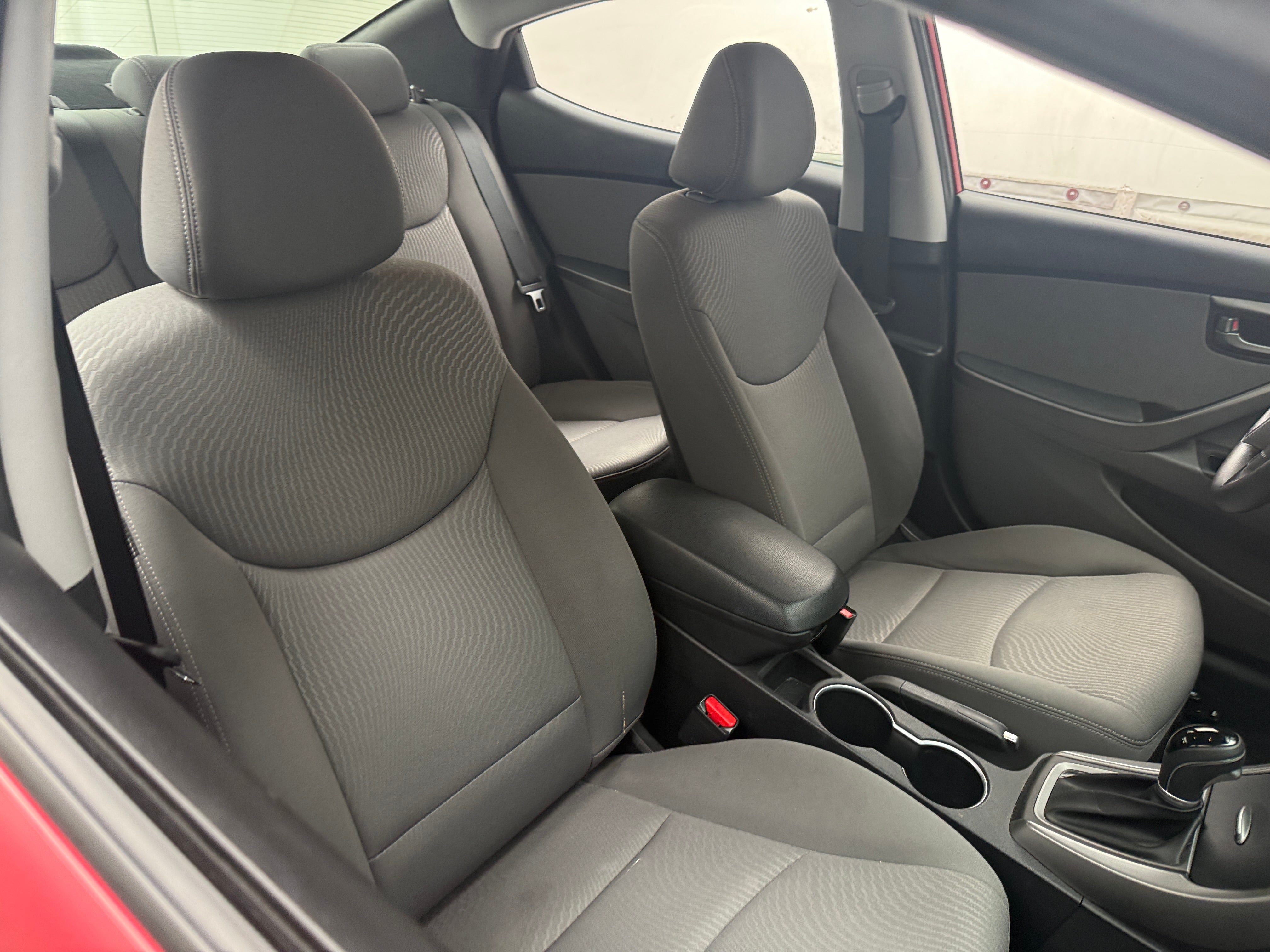 2016 Hyundai Elantra - Image 1
