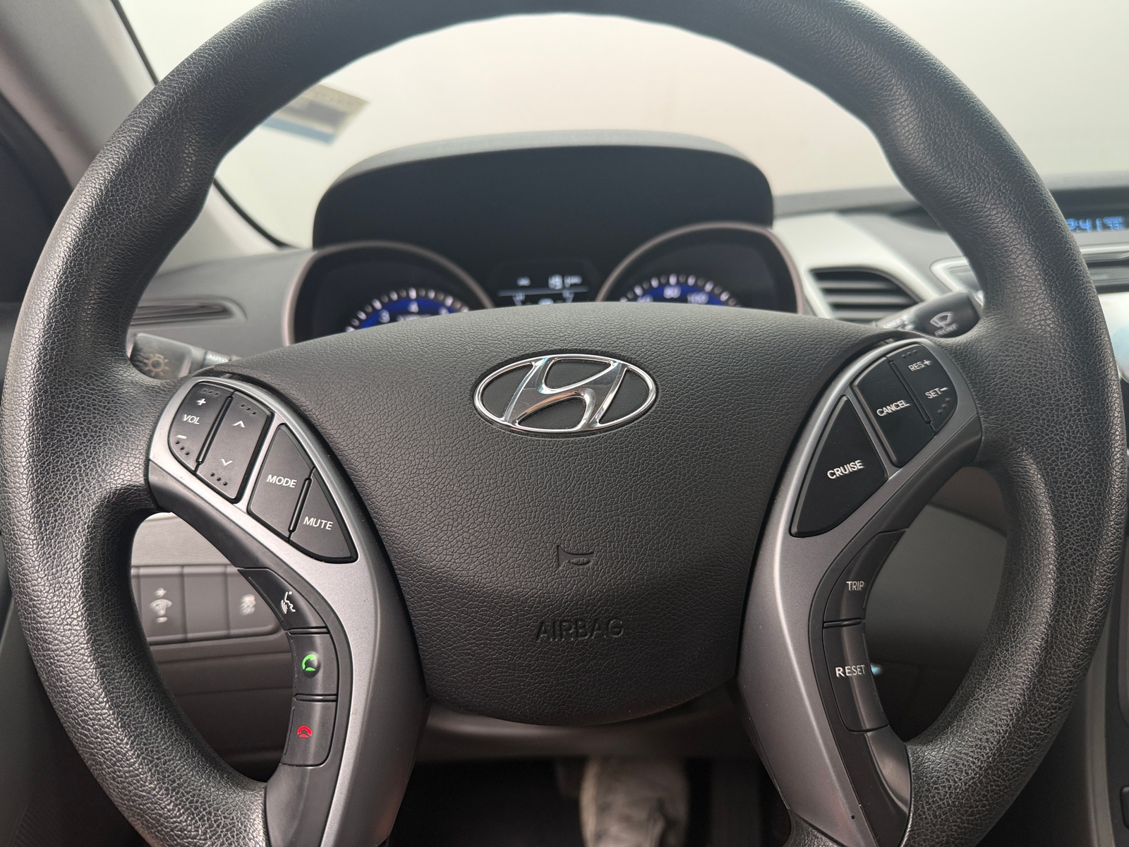 Thumbnail: 2016 Hyundai Elantra - 5