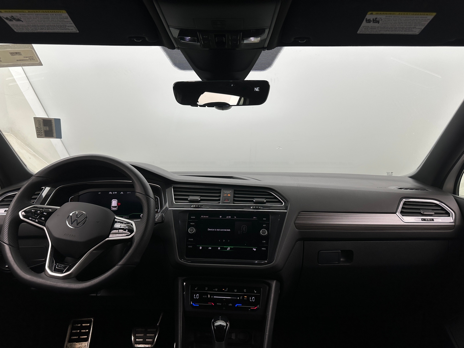 Thumbnail: 2022 Volkswagen Tiguan - 2