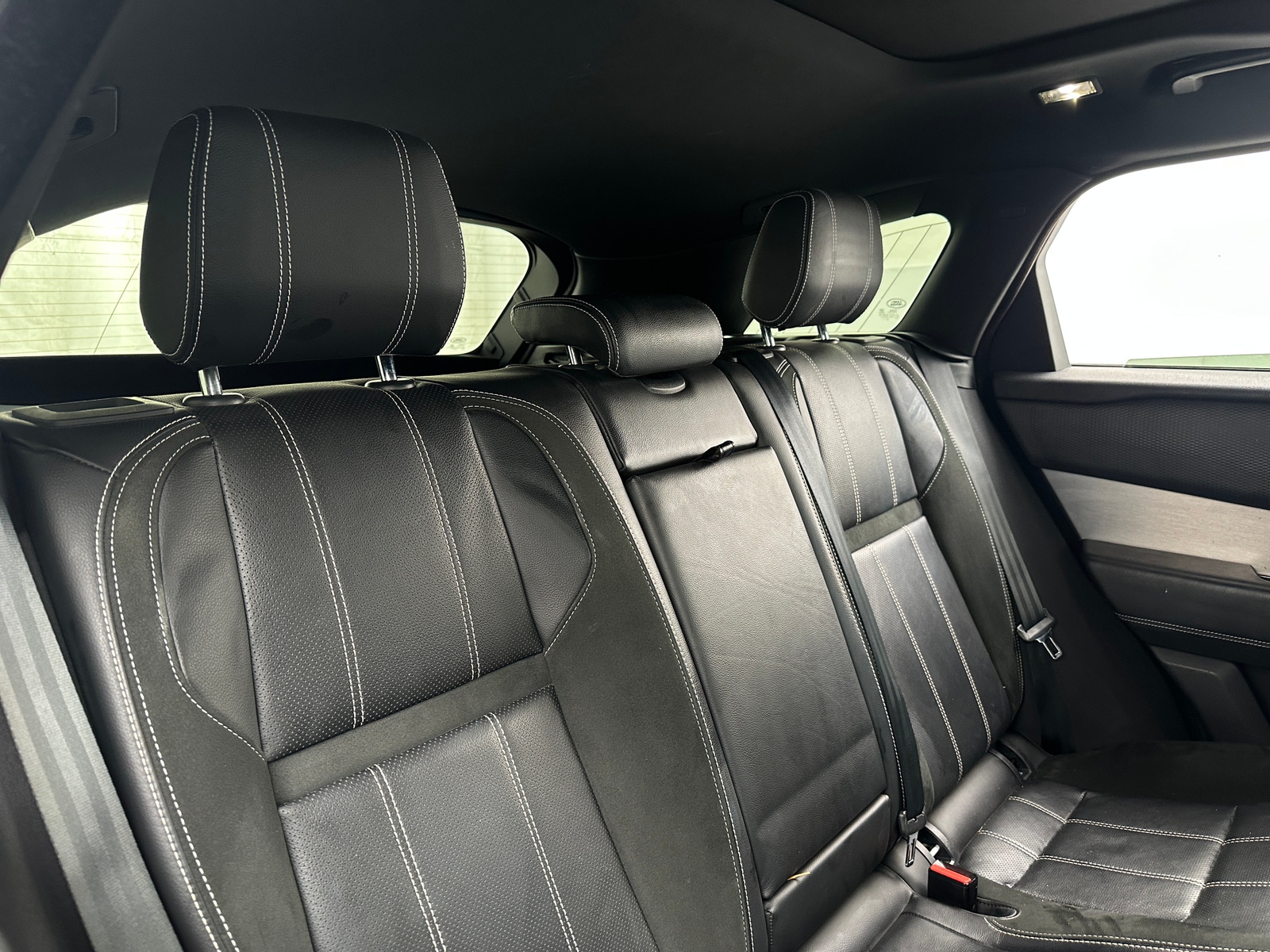 Thumbnail: 2020 Land Rover Range Rover Velar - 5