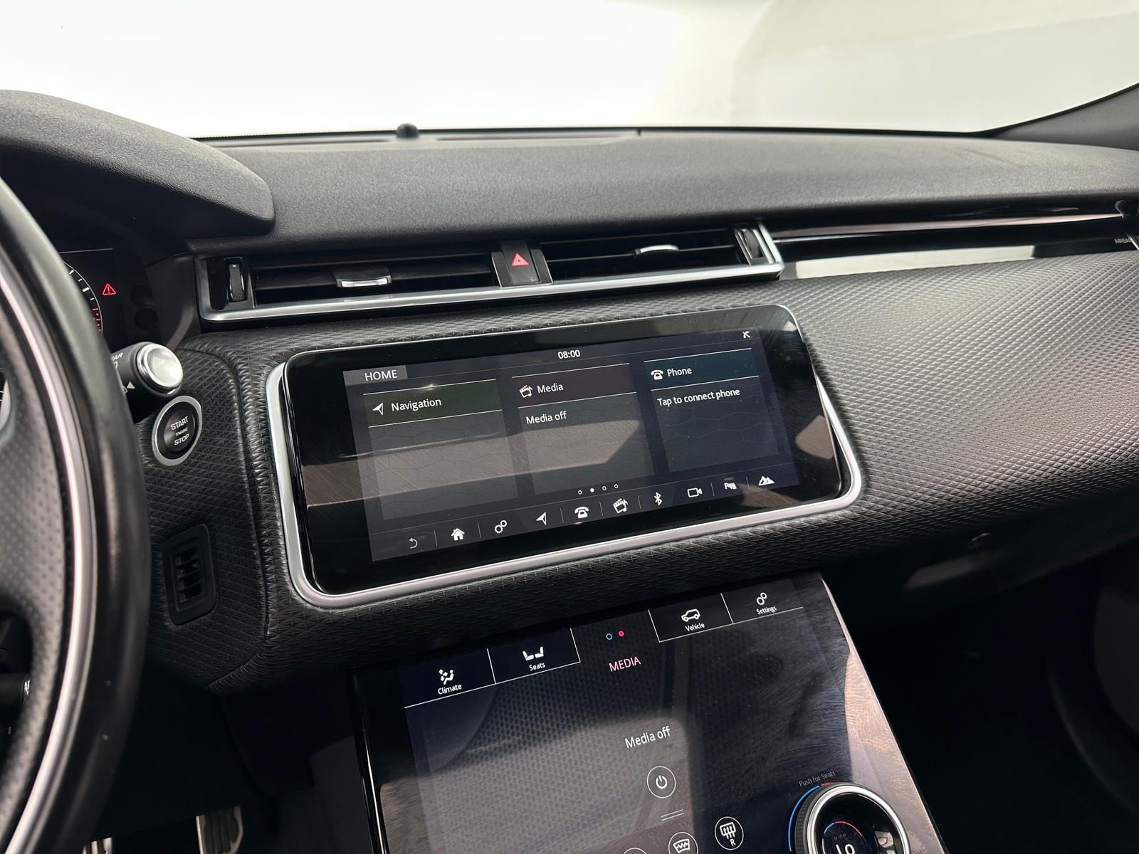 Thumbnail: 2020 Land Rover Range Rover Velar - 3