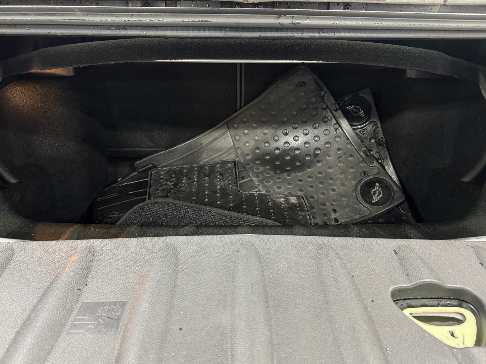 Thumbnail: 2014 MINI Cooper Convertible - 6