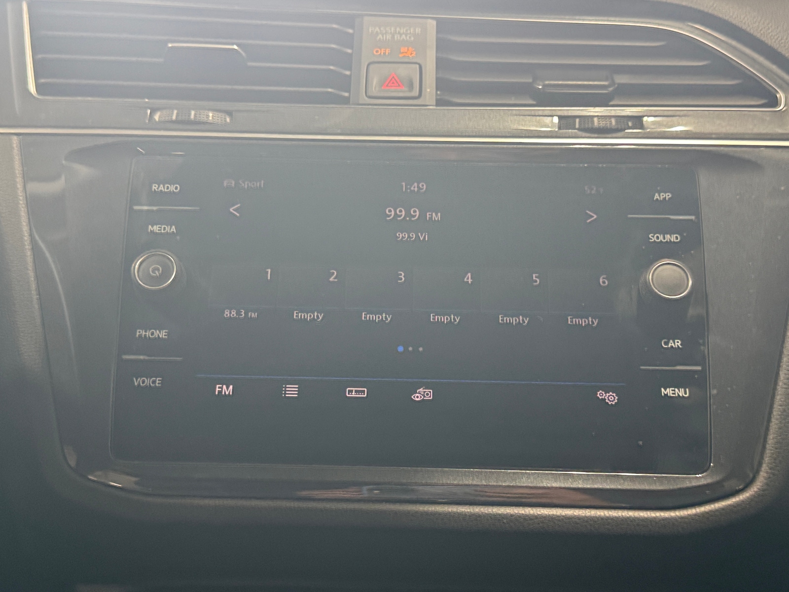 Thumbnail: 2019 Volkswagen Tiguan - 3