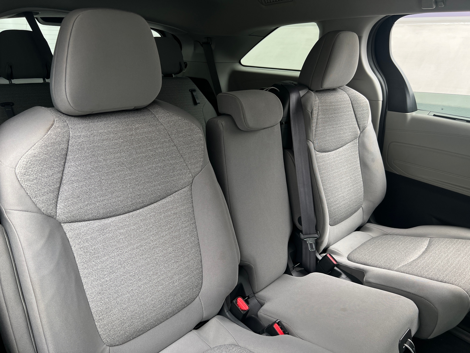 Thumbnail: 2021 Toyota Sienna - 6