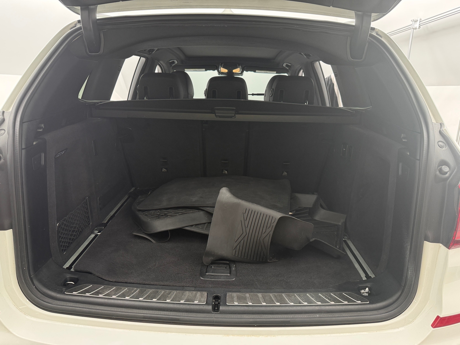 Thumbnail: 2019 BMW X3 - 6