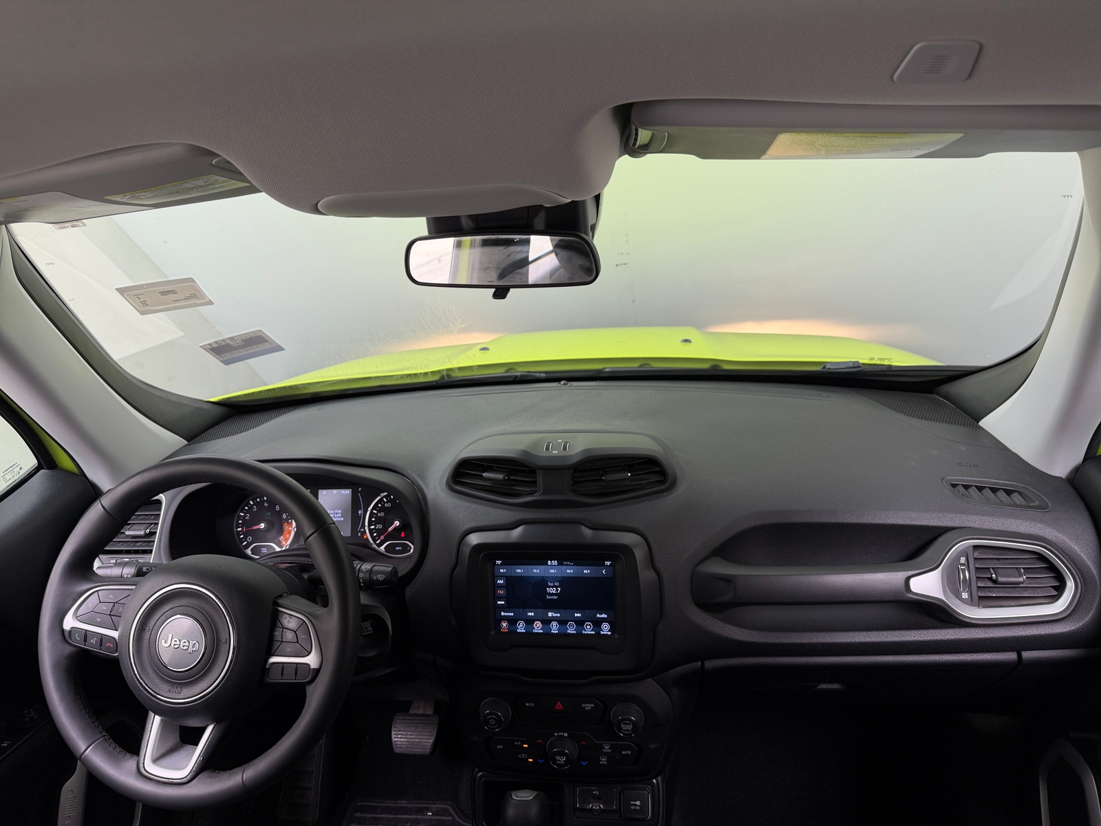 Thumbnail: 2018 Jeep Renegade - 3