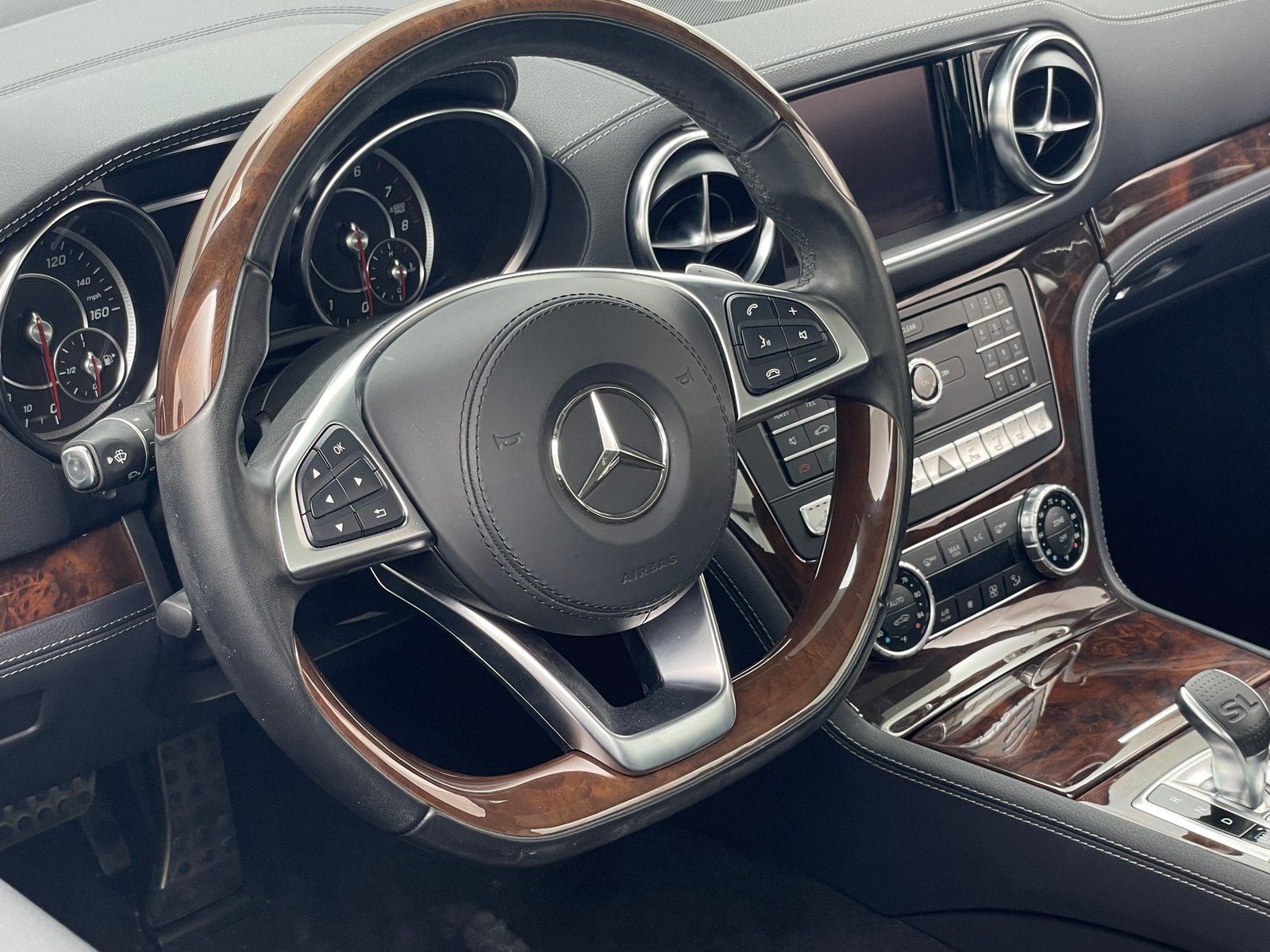 Thumbnail: 2018 Mercedes-Benz SL-Class - 4