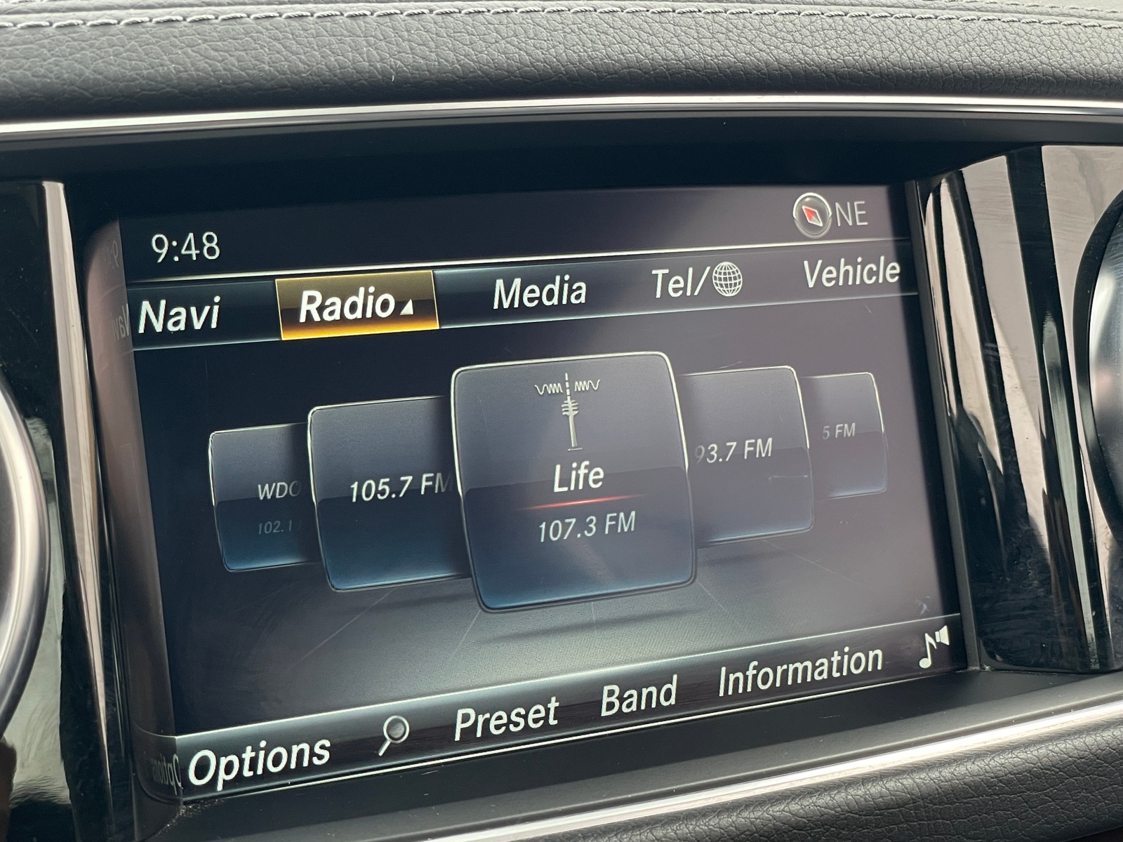 Thumbnail: 2018 Mercedes-Benz SL-Class - 3