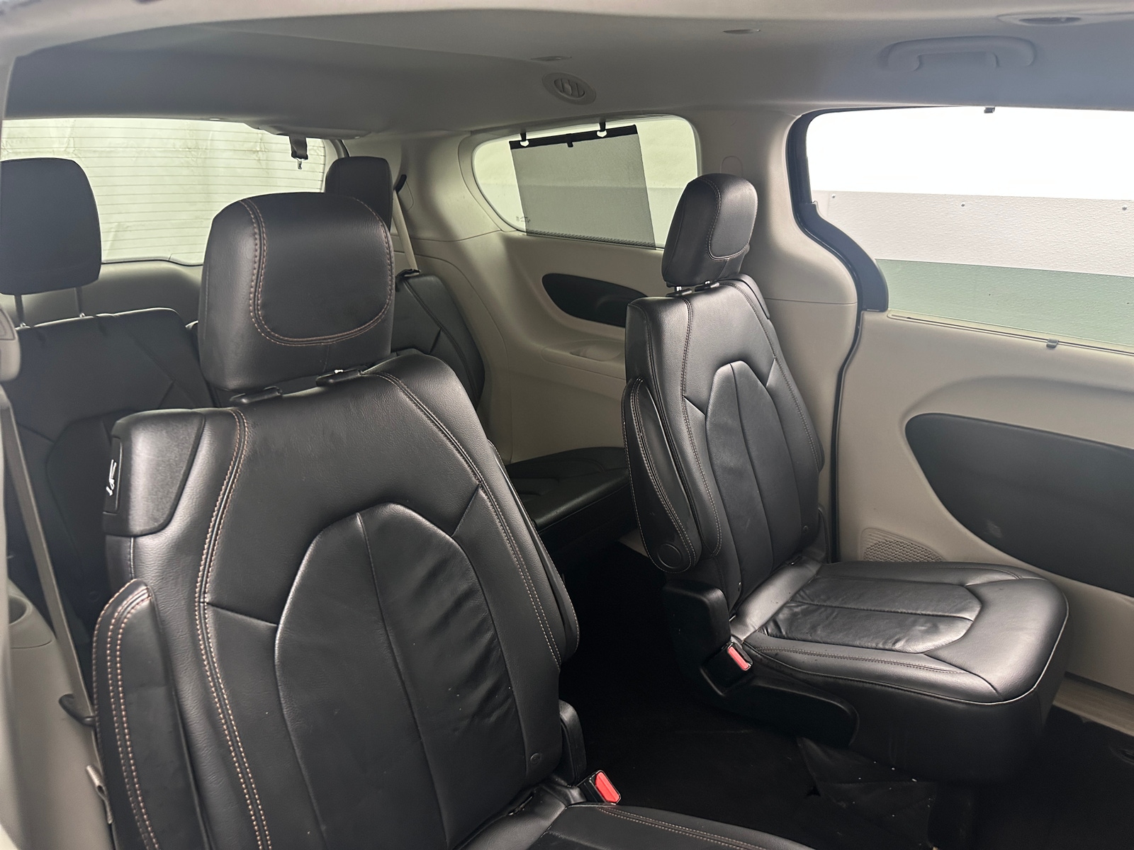 Thumbnail: 2017 Chrysler Pacifica - 5