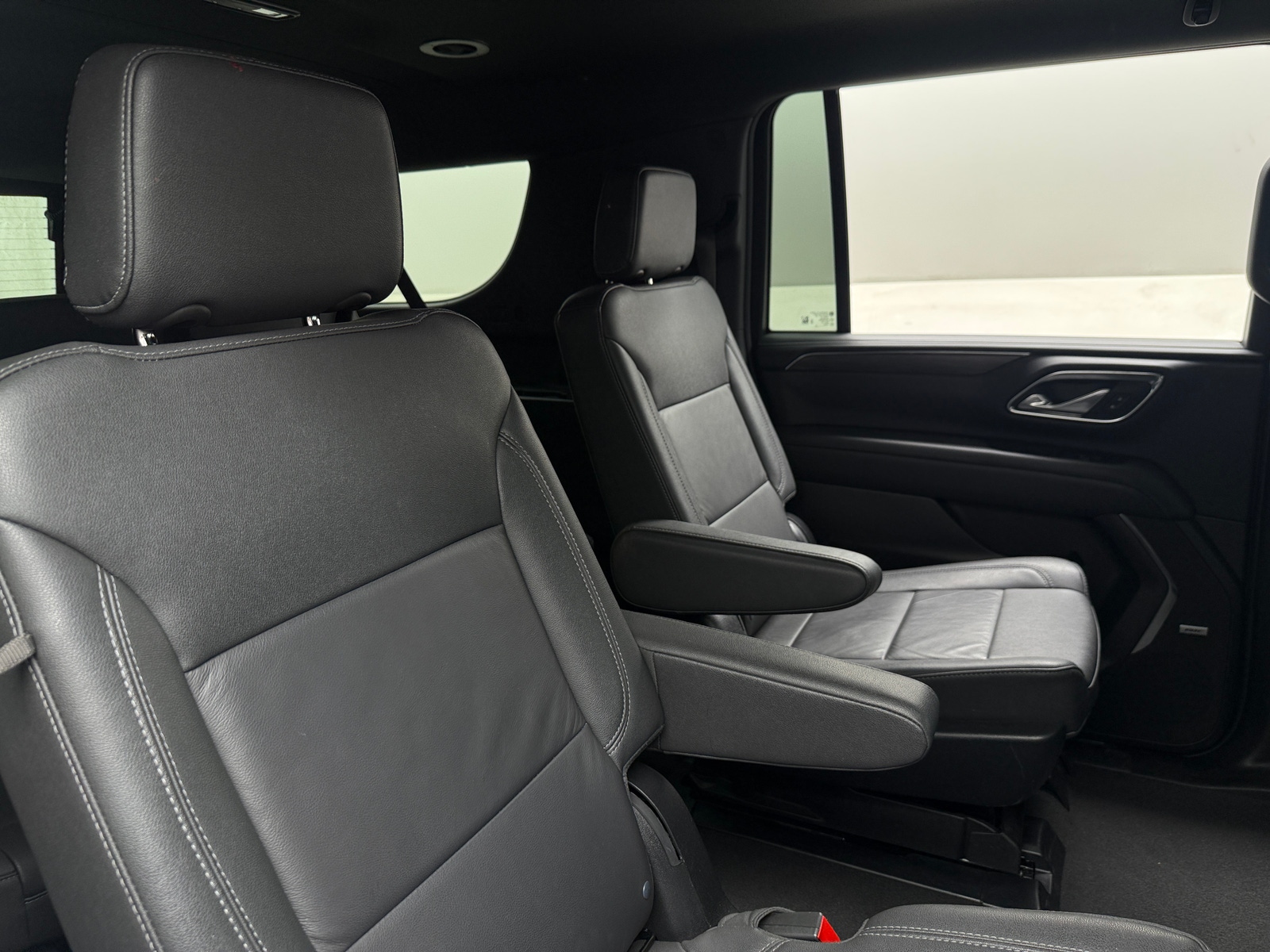 Thumbnail: 2024 Chevrolet Suburban - 6