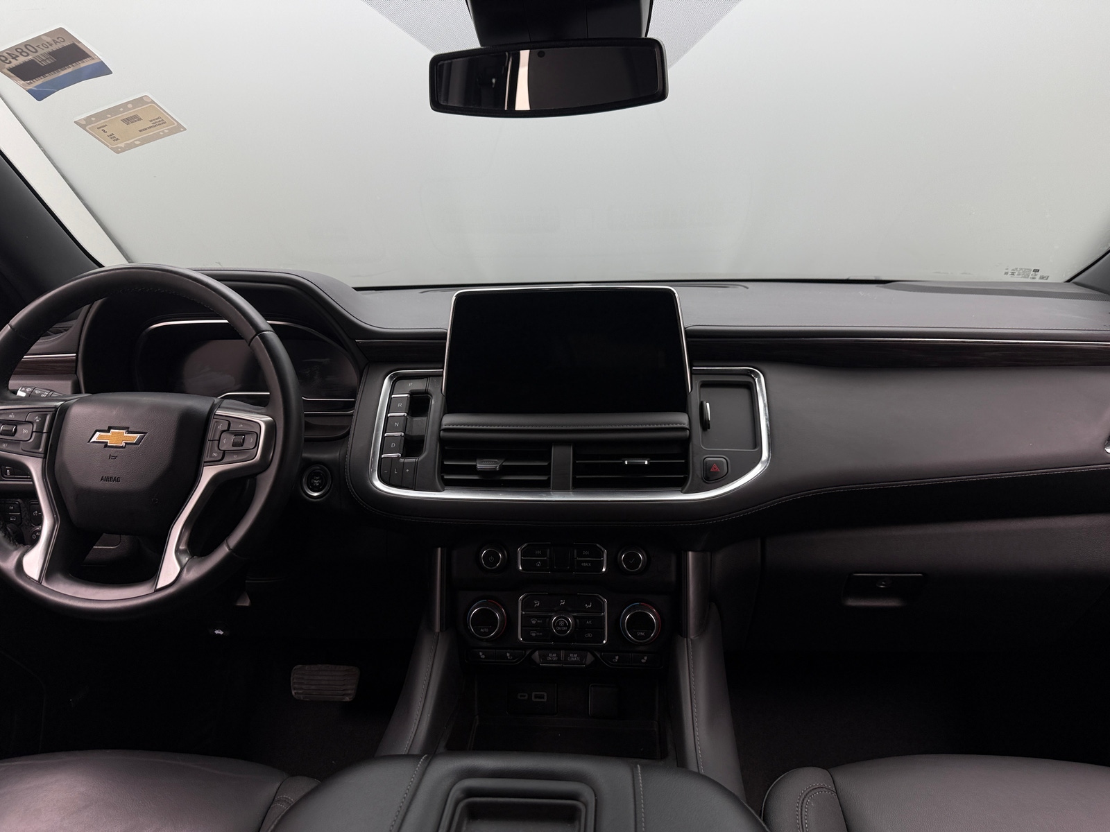 Thumbnail: 2024 Chevrolet Suburban - 3