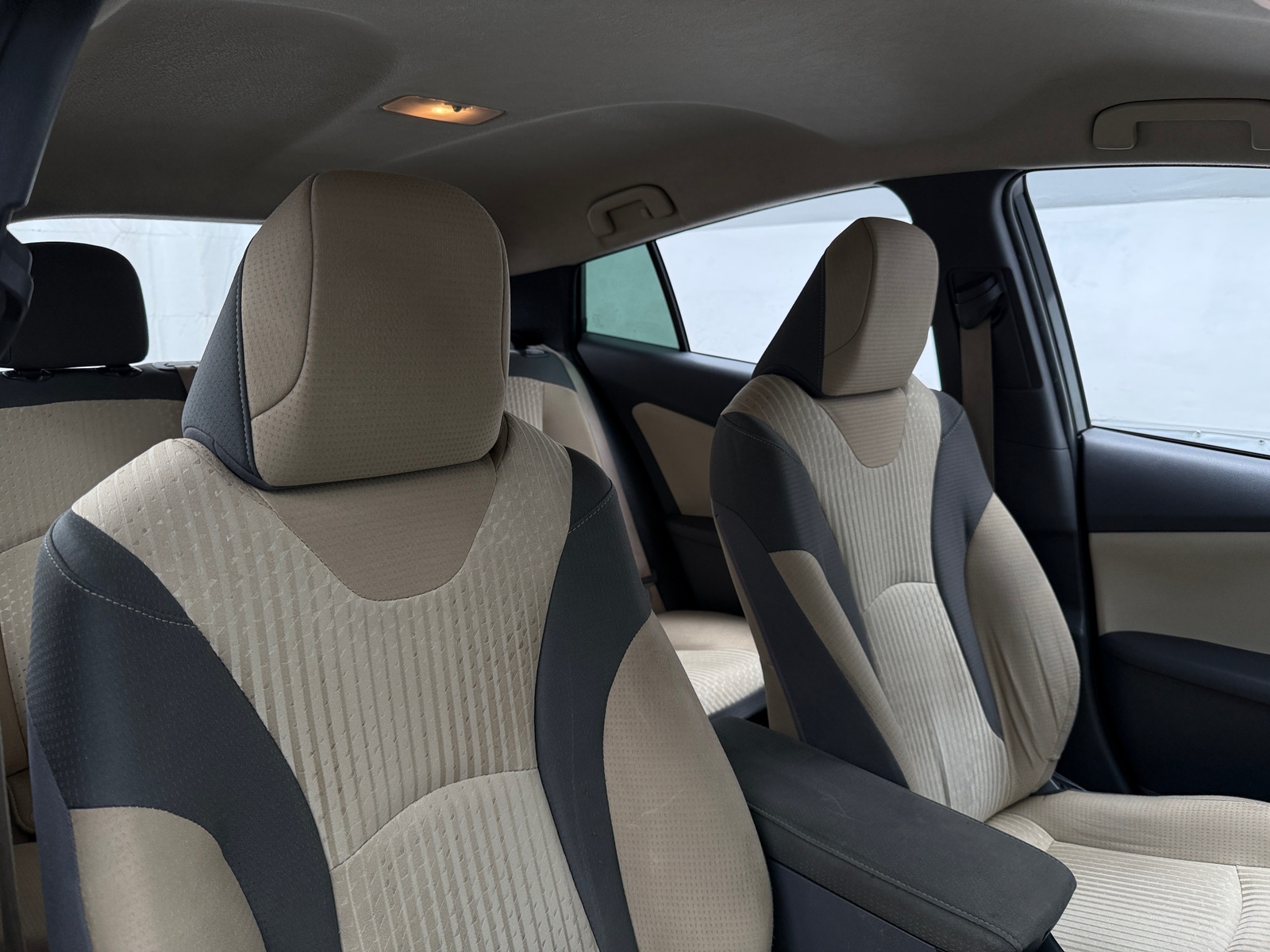 Thumbnail: 2017 Toyota Prius - 2