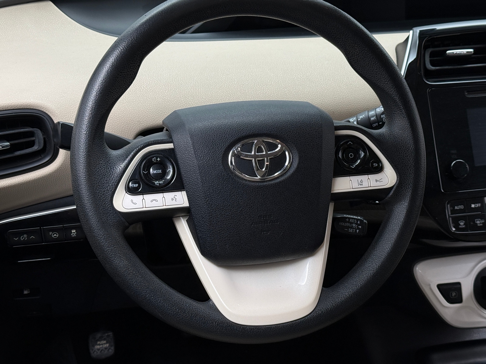 Thumbnail: 2017 Toyota Prius - 5