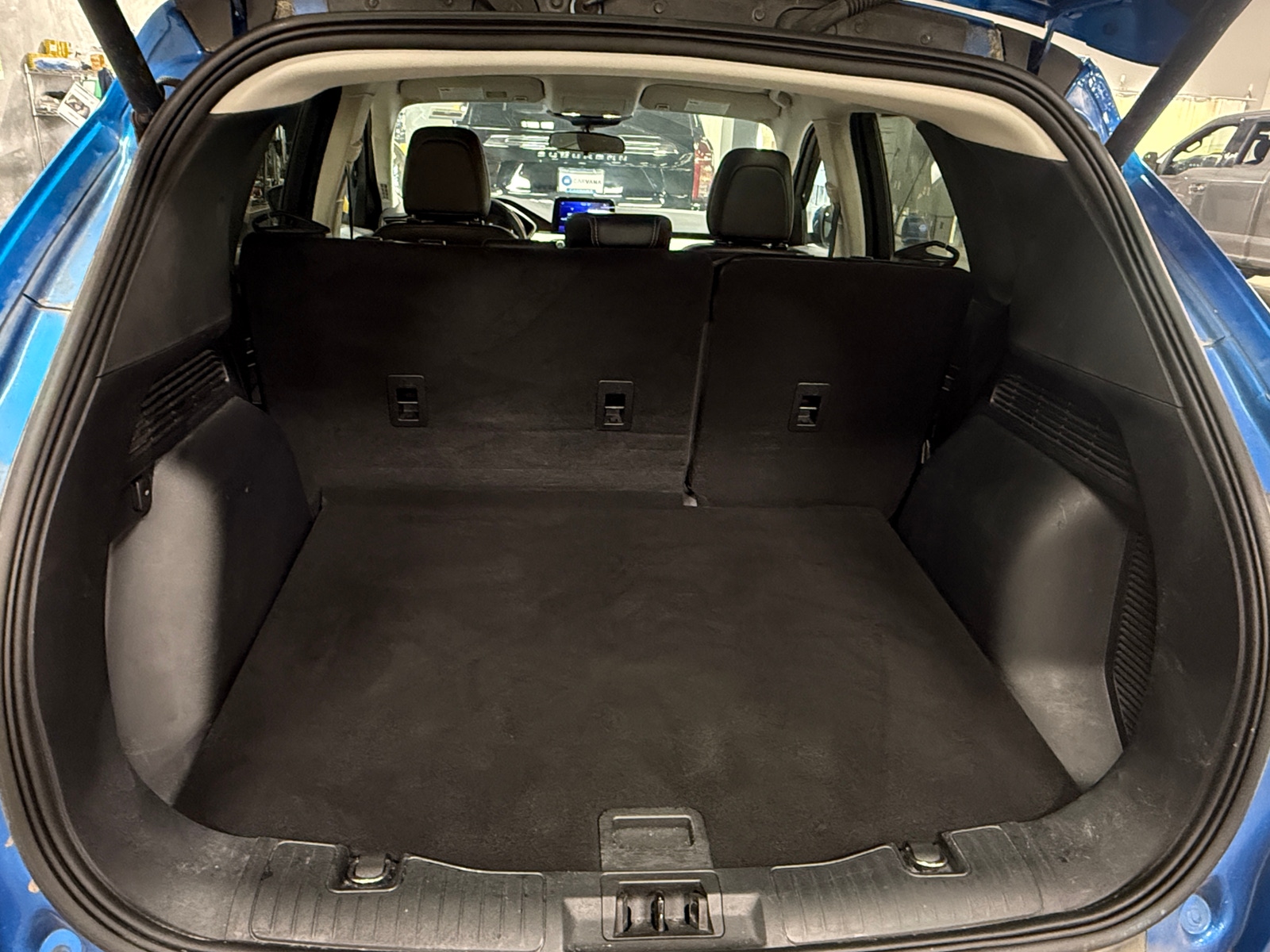 Thumbnail: 2021 Ford Escape - 6