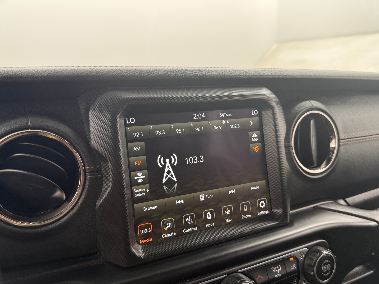 Thumbnail: 2022 Jeep Gladiator - 3