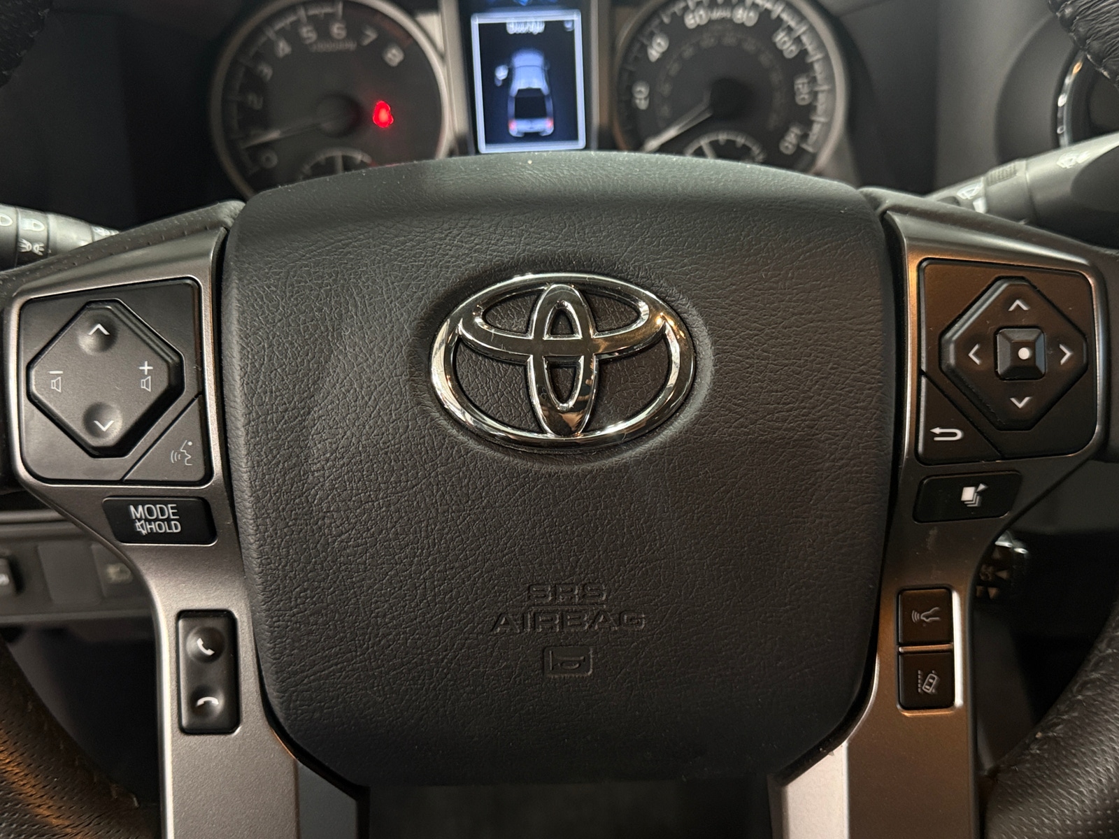 Thumbnail: 2018 Toyota Tacoma - 5