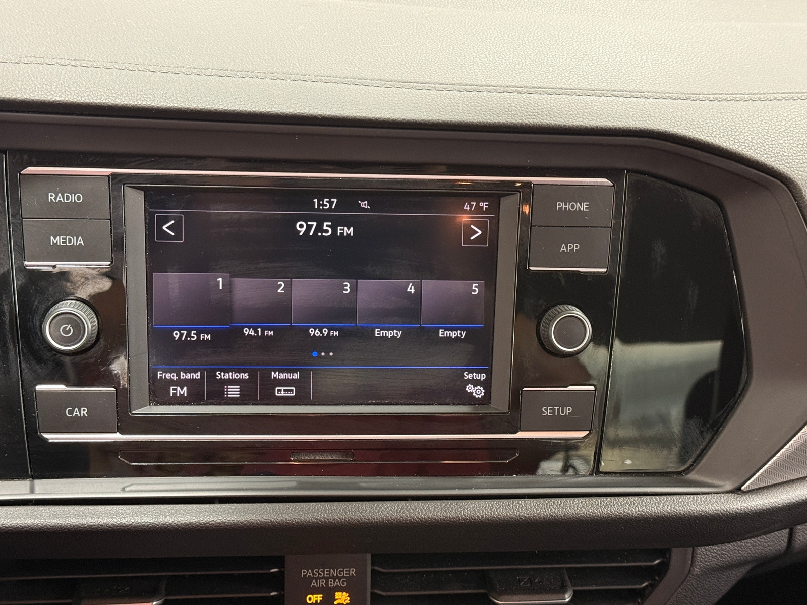 Thumbnail: 2019 Volkswagen Jetta - 3